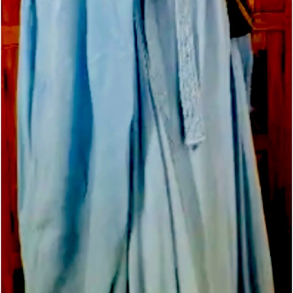 Retired Demeter Gorgeous Blue Hydrangea limited color holy dress new